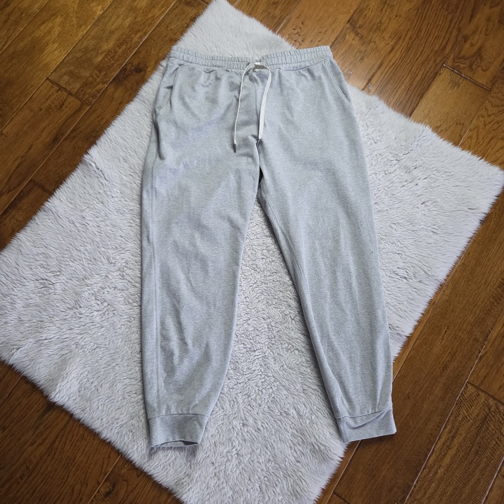 Vuori Performance Jogger Pants Women's Medium Dreamknit VW303 Light Gray FLAW